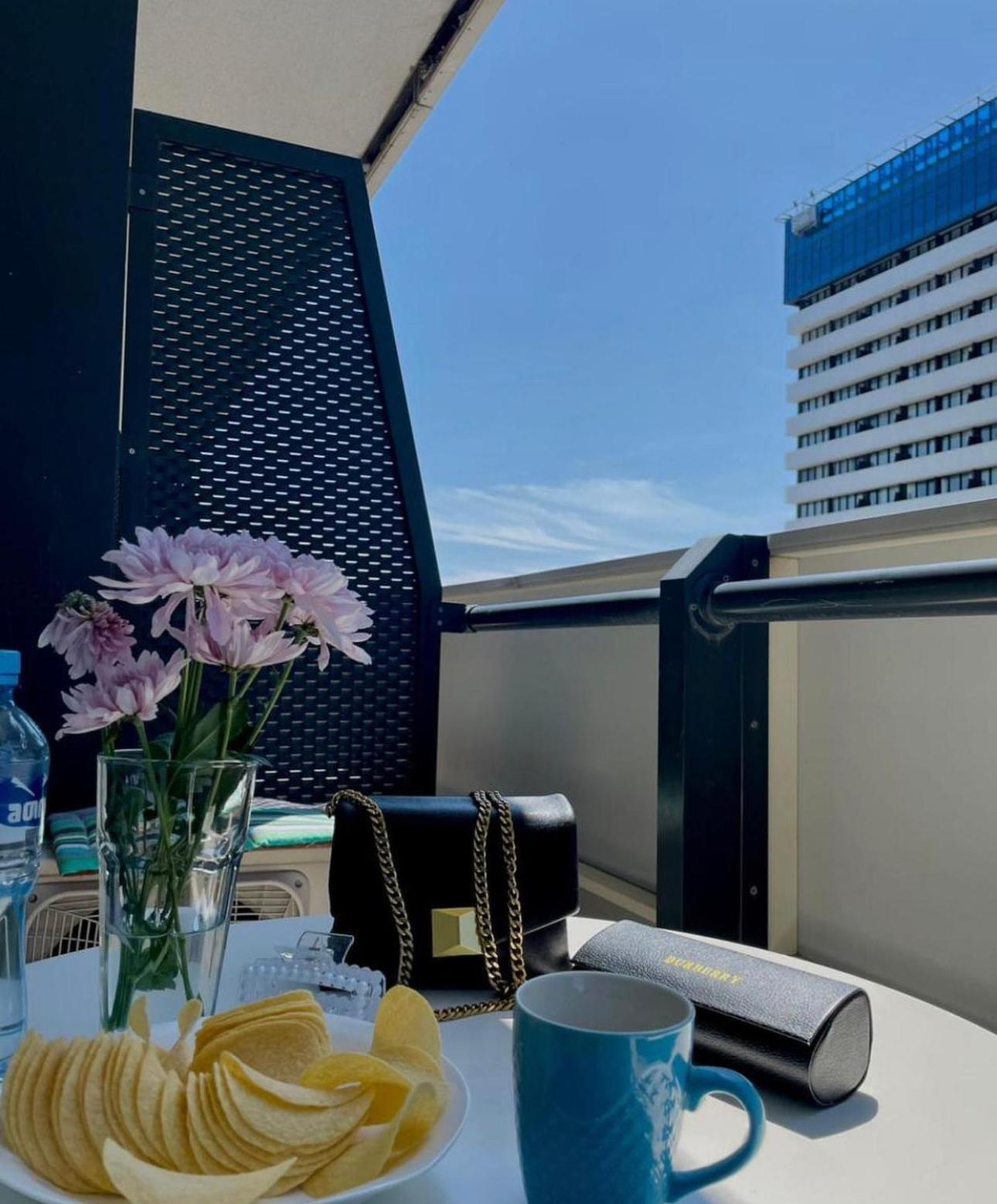 Aparthotel Orbi City Batumi Star Exterior foto